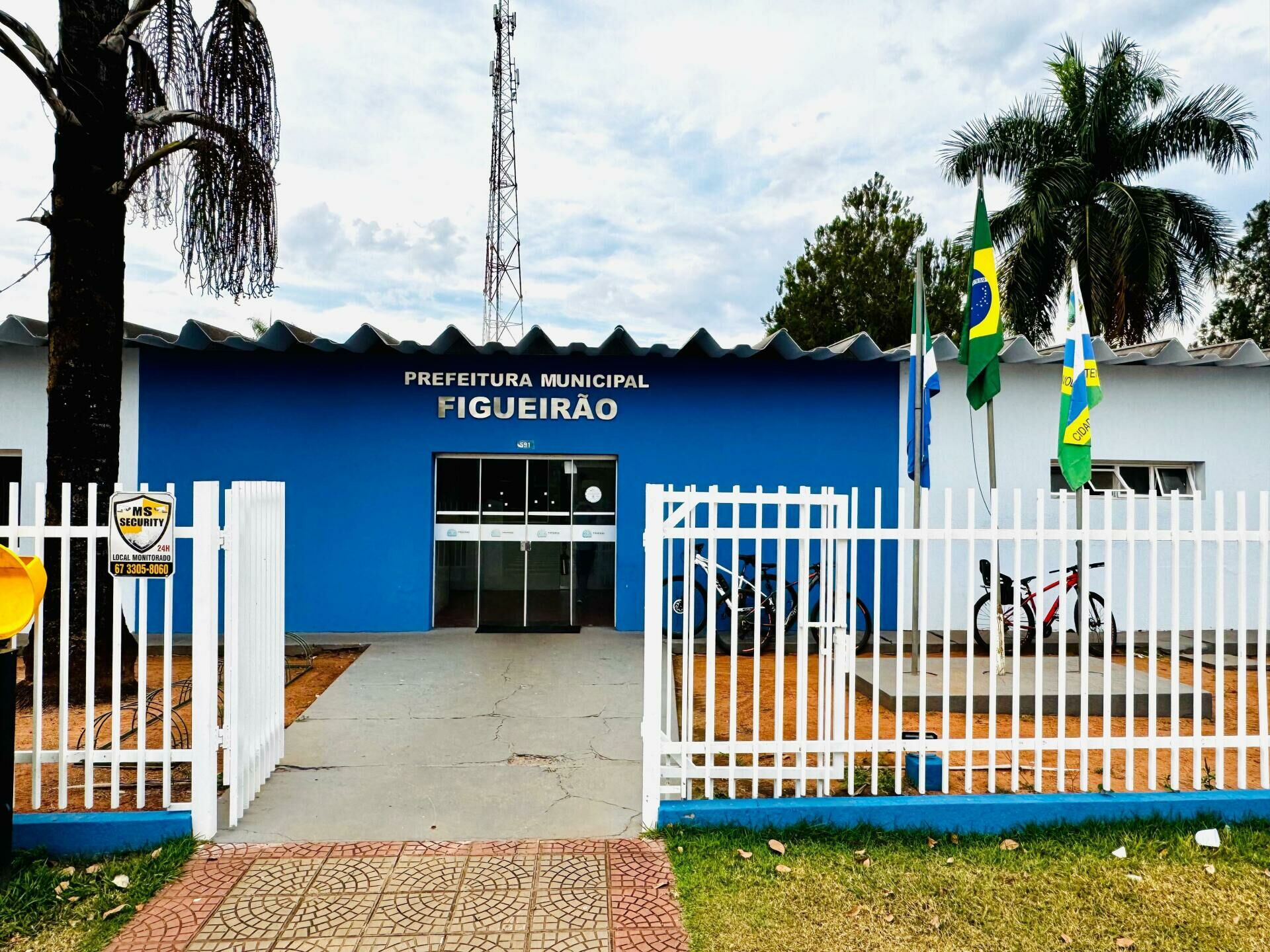 Imagem de compartilhamento para o artigo Figueirão abre processo seletivo para contratação de professores com salários de até R$ 3,5 mil da MS Todo dia